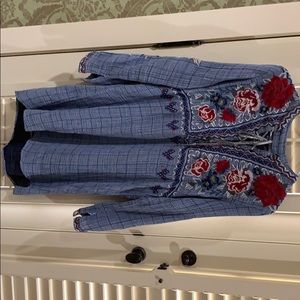 Ladies long sleeve tunic